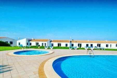 Mestral Apto En Planta Baja Con Piscina Arenal d'en Castell Exterior photo